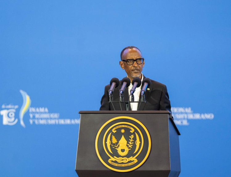 Perezida  Paul Kagame yavuze impamvu atakijya kuma sitade agira nicyo asaba kugirango agaruke.